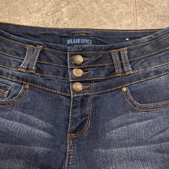 🎉Blue Spice Jeans - Size 1 Juniors, Distressed Medium Wash - Picture 3 of 5